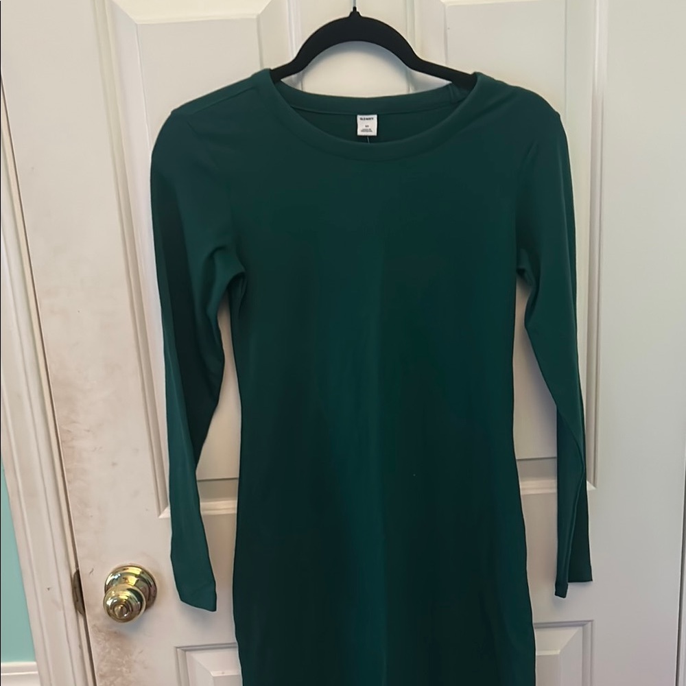 Green Long Sleeve Dress